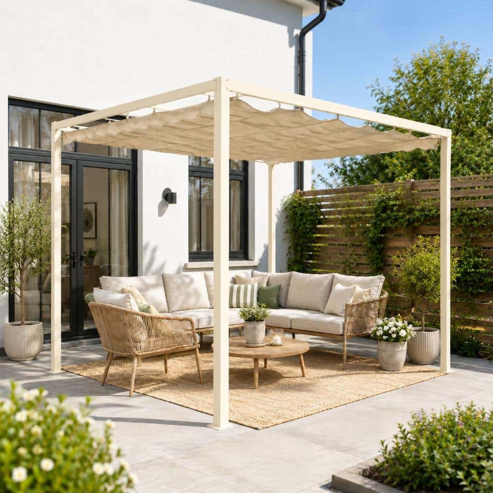 pergola met tuinset en sfeervolle verlichting