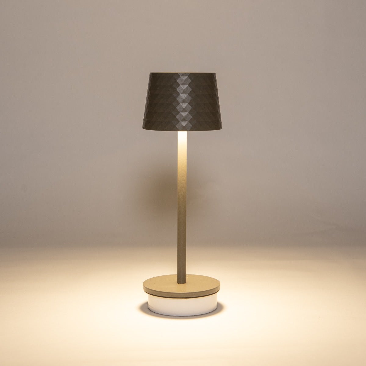 Draadloze Tafellamp mat taupe LED dimbaar 22.5 x 8.5 cm