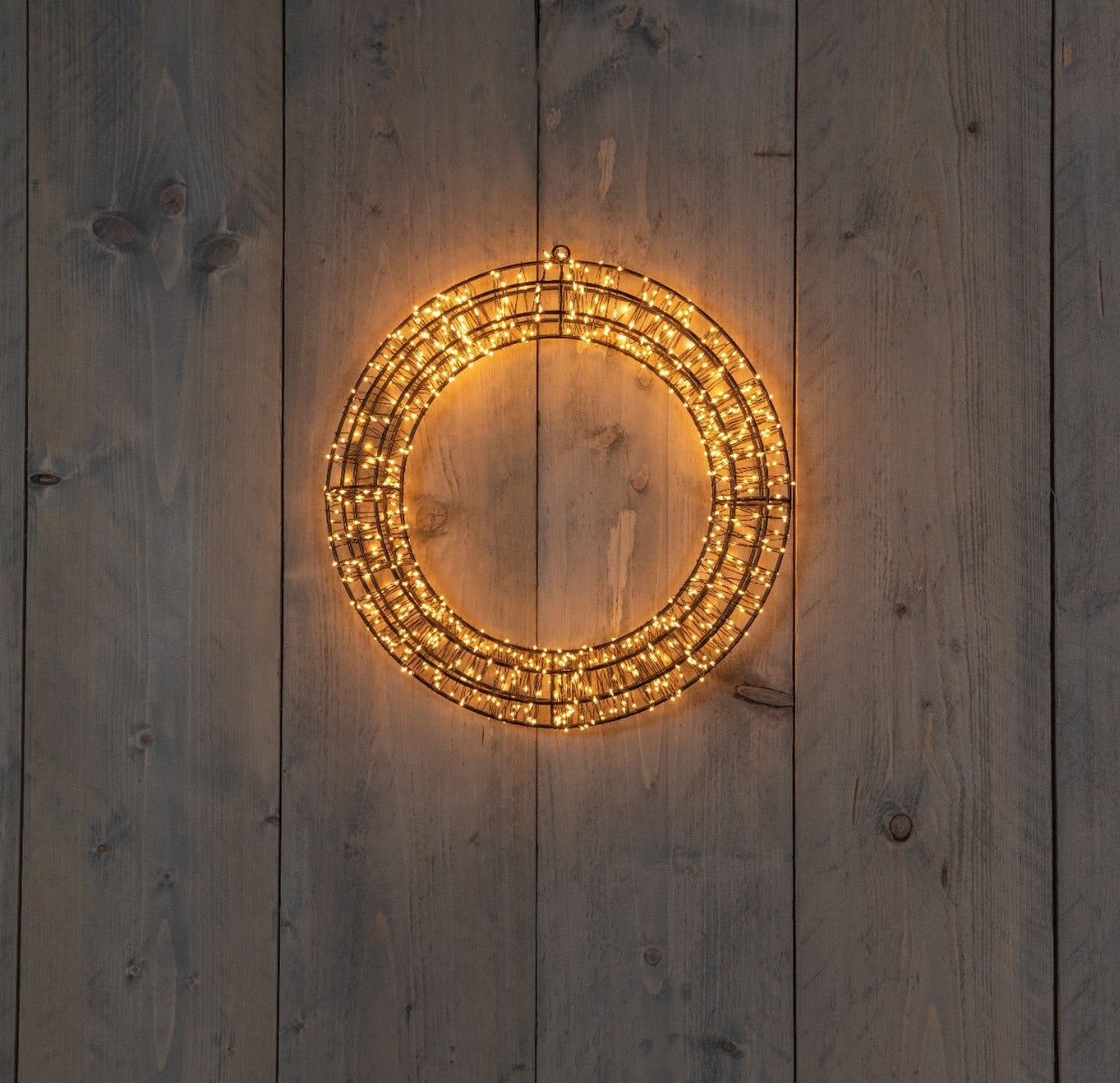 Krans verlicht zwart 36 cm 800 lampjes