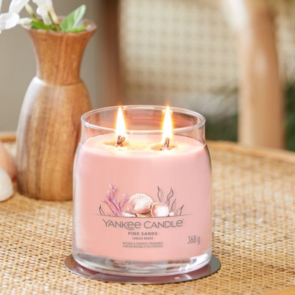 Yankee Candle Geurkaars Pink Sands Signature Medium