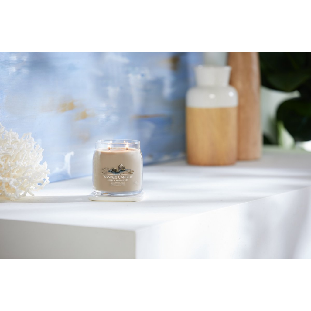 Yankee Candle Geurkaars Amber & Sandalwood Signature Medium