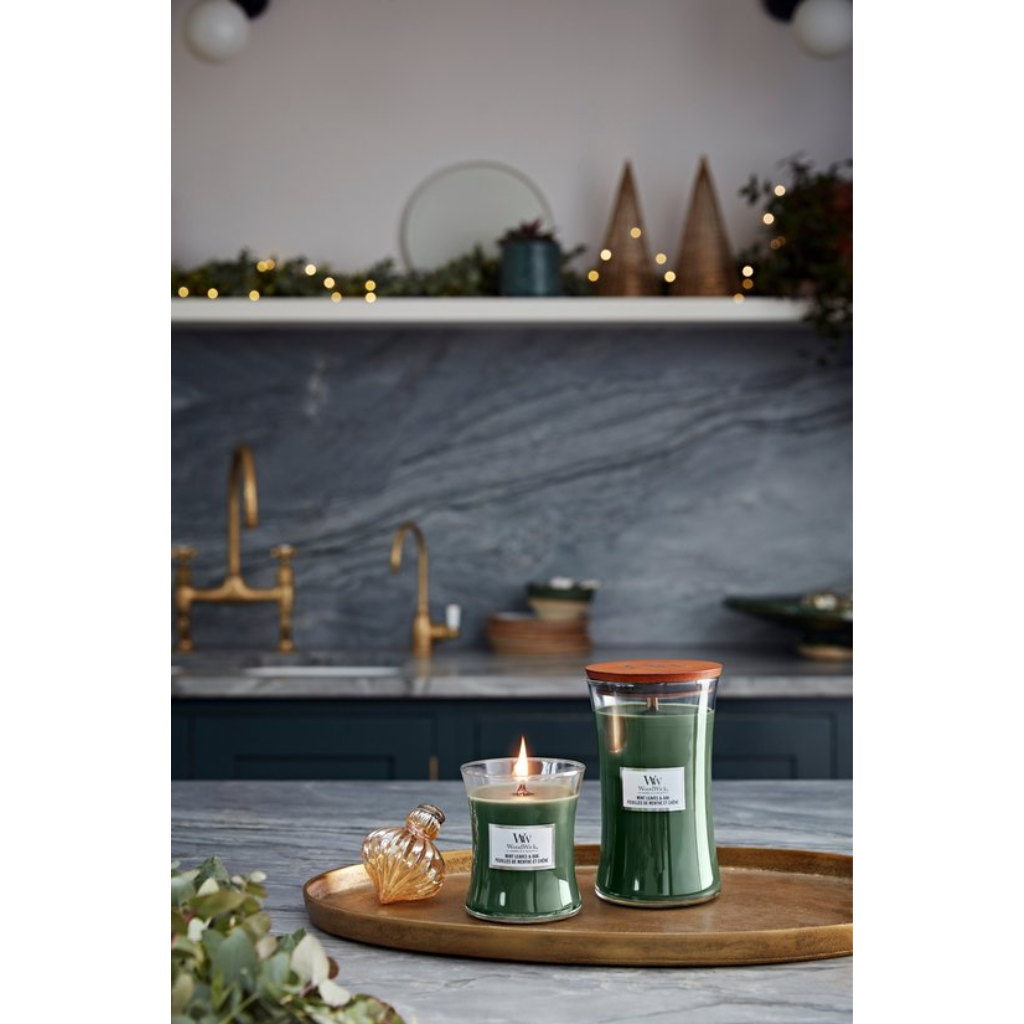 WoodWick Mint Leaves & Oak Medium Candle