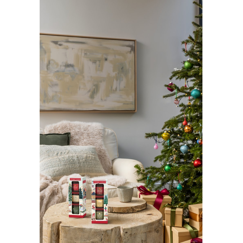 Yankee Candle Apris Ski - 3 filled votive Christmas classic set