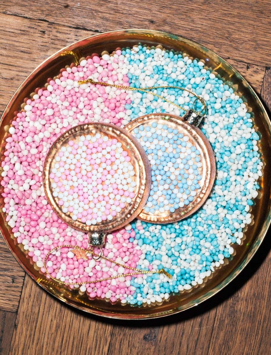 Vondels Kersthanger blauw/wit beschuitje 8.5 cm