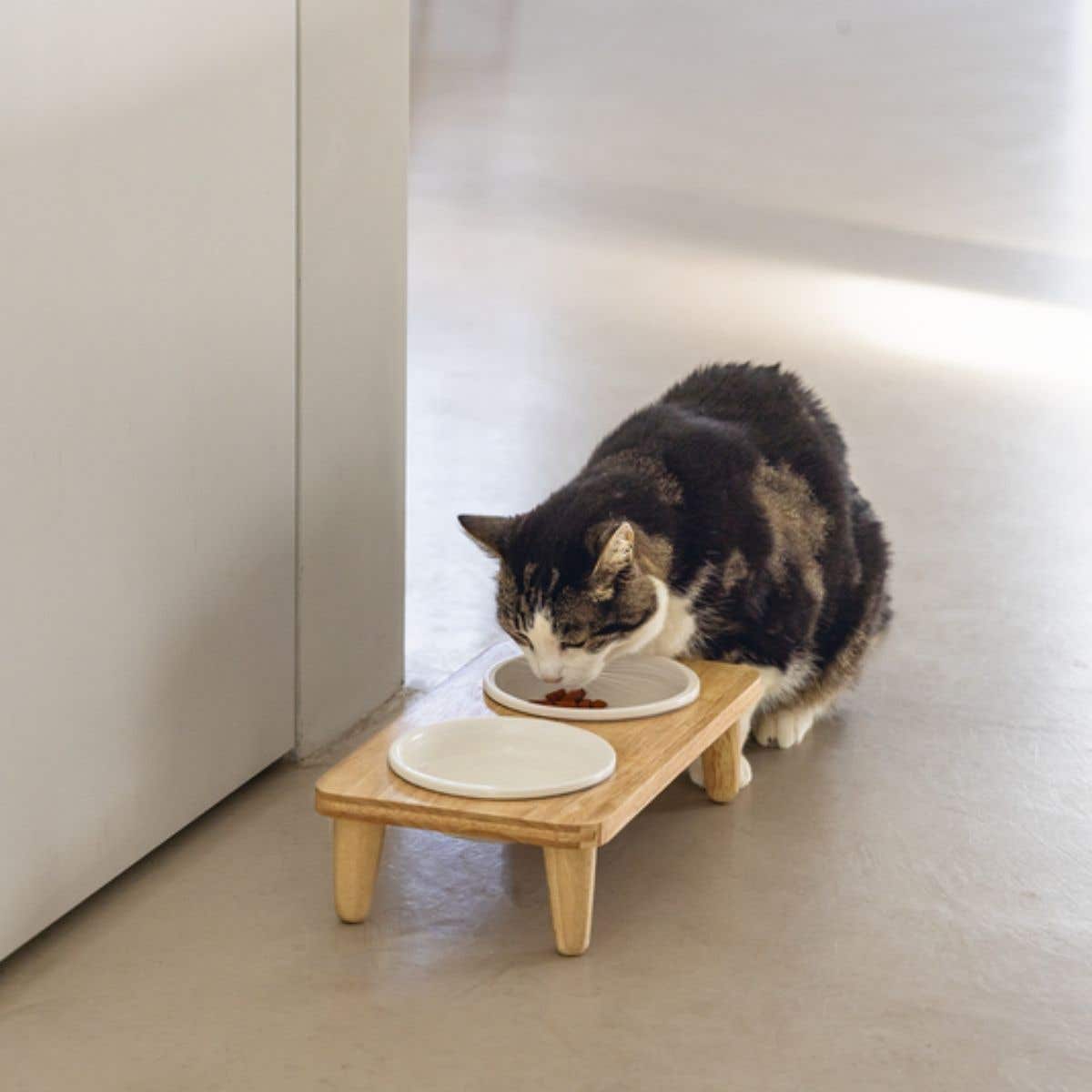 Designed by Lotte Kattenvoerbak Dinerset Djeha Naturel 35 x 19 x 9 cm
