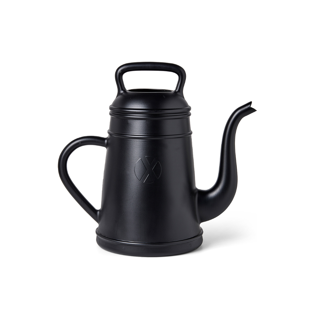 Capi Europe Gieter Lungo zwart 8 liter