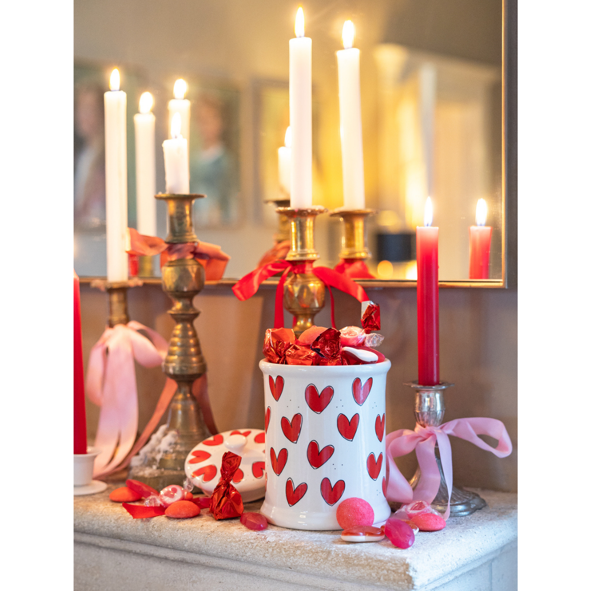 Blond Amsterdam Voorraadpot Love Hearts 12.5 x 17.5 cm