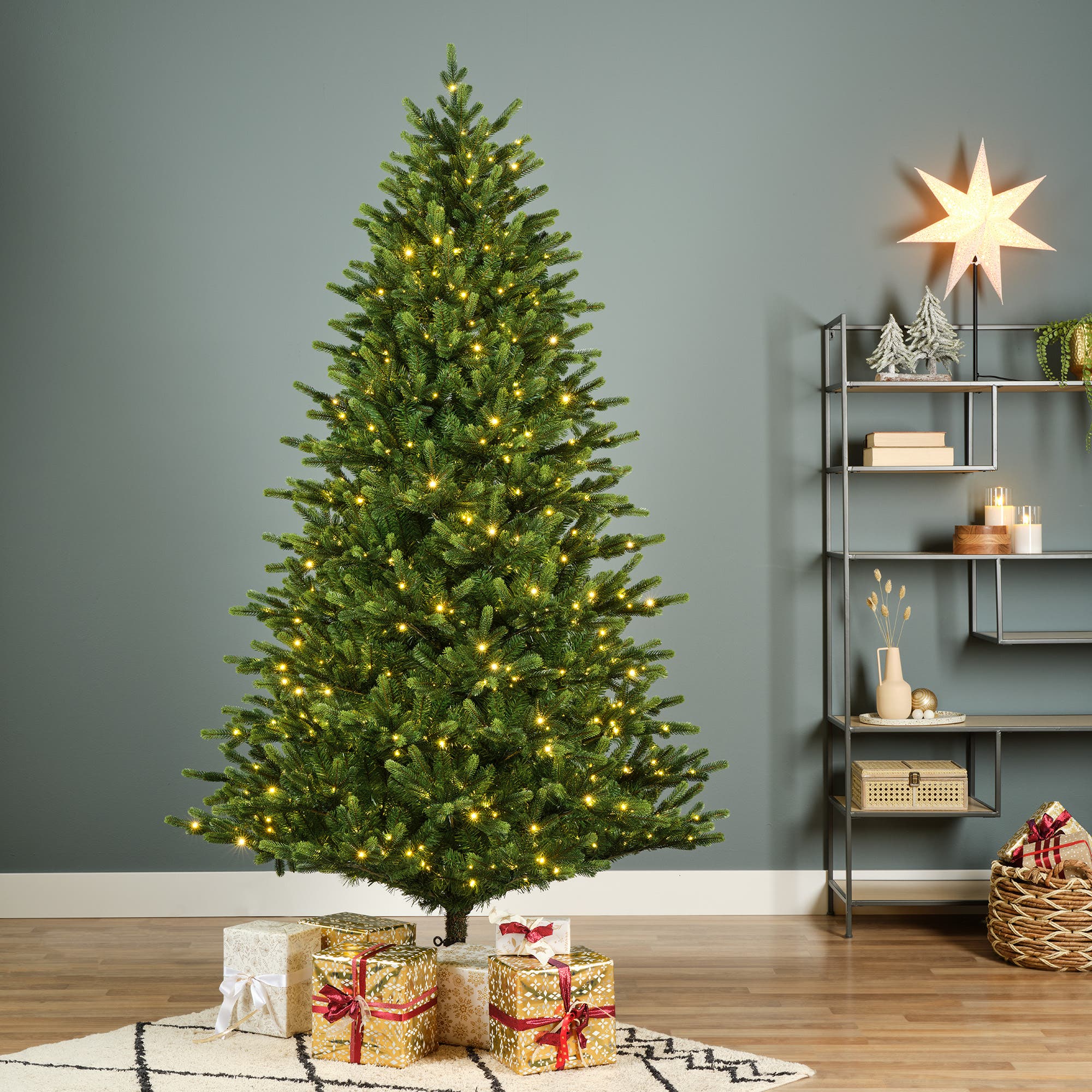 Everlands Kunstkerstboom Sunpeaks Groen met Verlichting 210 x 132 cm