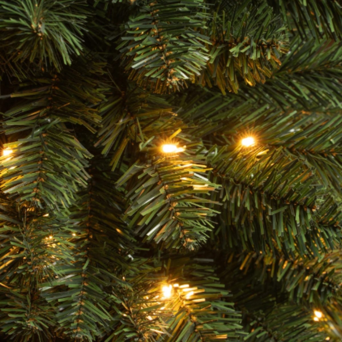 Black Box Trees Kunstkerstboom Charlton Groen met Verlichting 230 x 58 cm