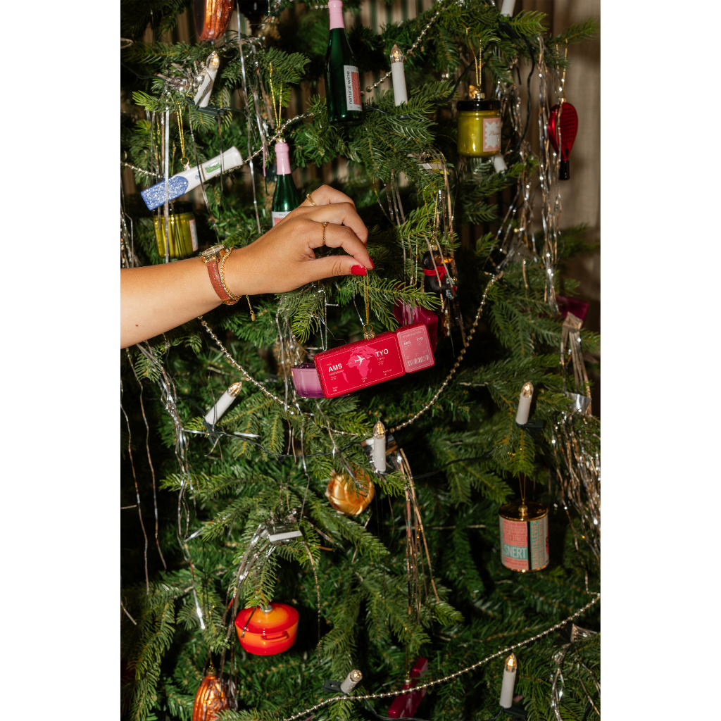 Boardingpass Amsterdam - Tokio kerstornament Yup in de boom