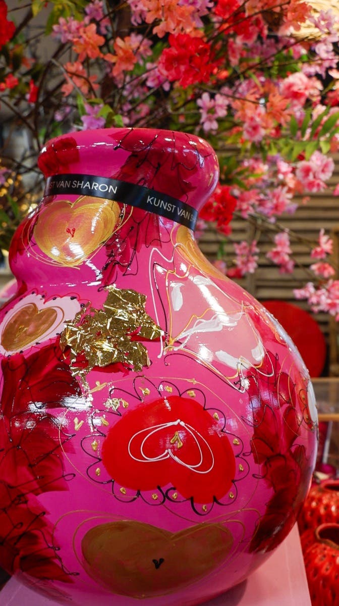Kunst van Sharon DE Vaas Roze