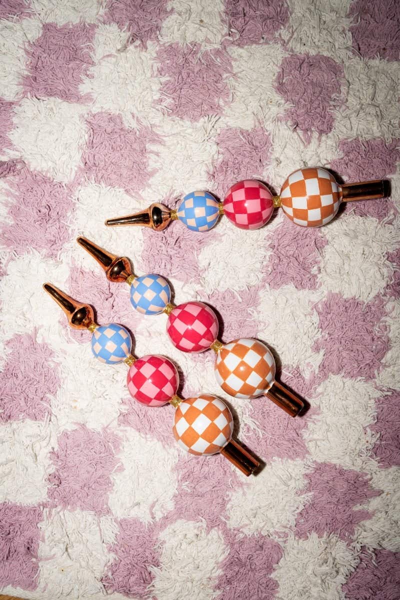 Ruitjes piek Yup in de boom